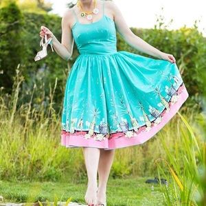 Bernie Dexter Chelsea in NYE print M